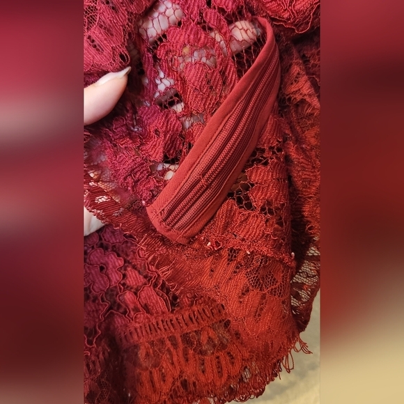 NICHOLAS Jasper Frill Top - Picture 12 of 15